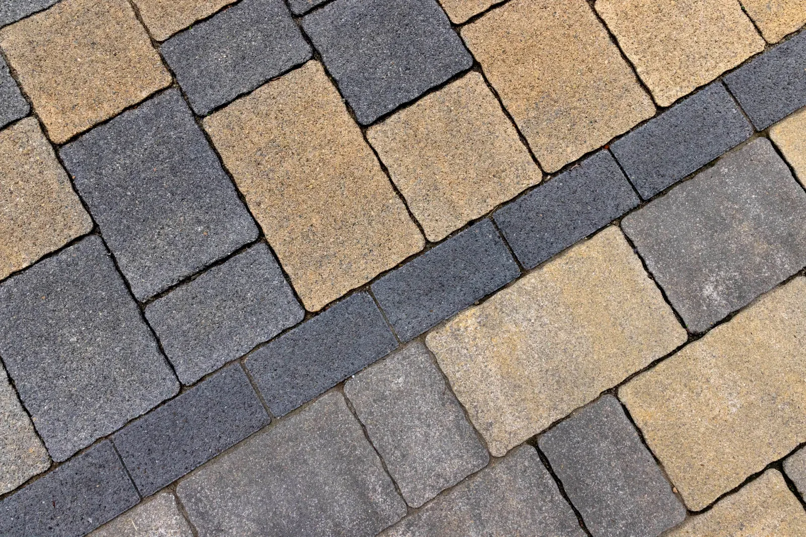 CONDOMINIO MILANO CAIAZZO MG 2072