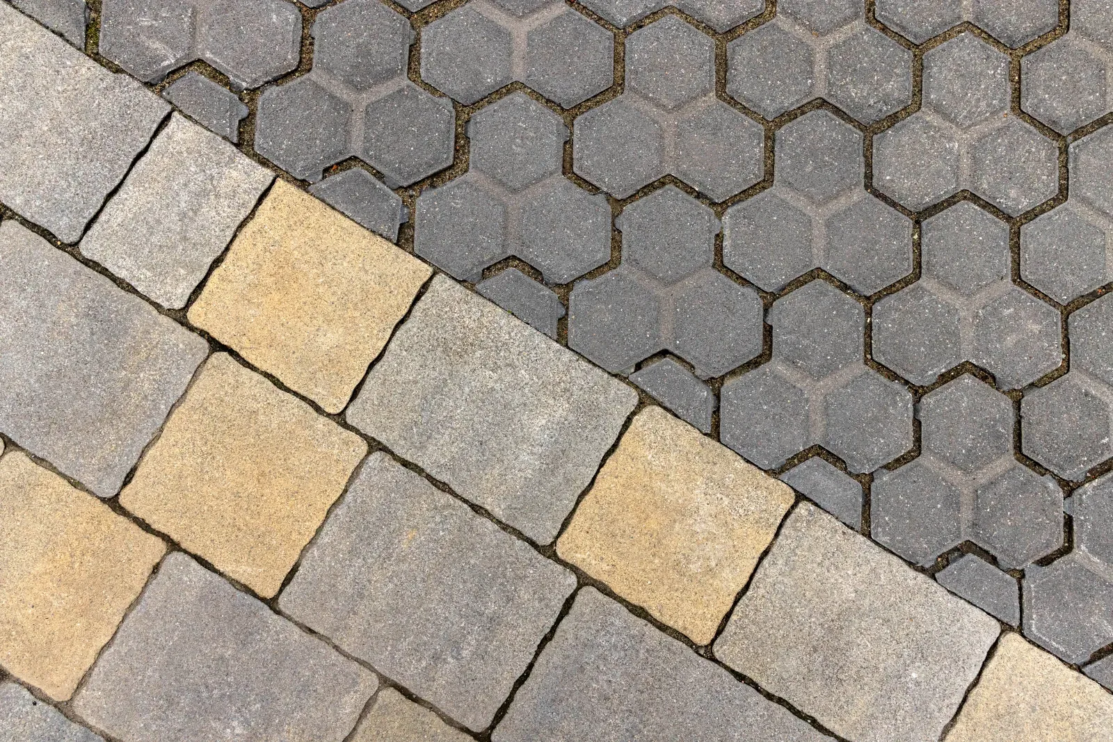 CONDOMINIO MILANO CAIAZZO MG 2092