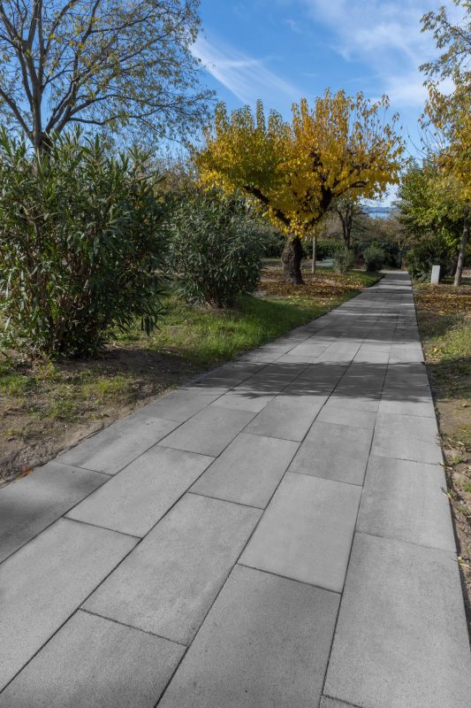 Sasslong | Finitura Adige colore grigio venato