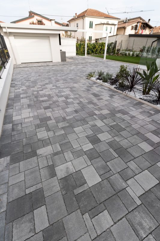 Via Postumia | Finitura Adige colore ardesia