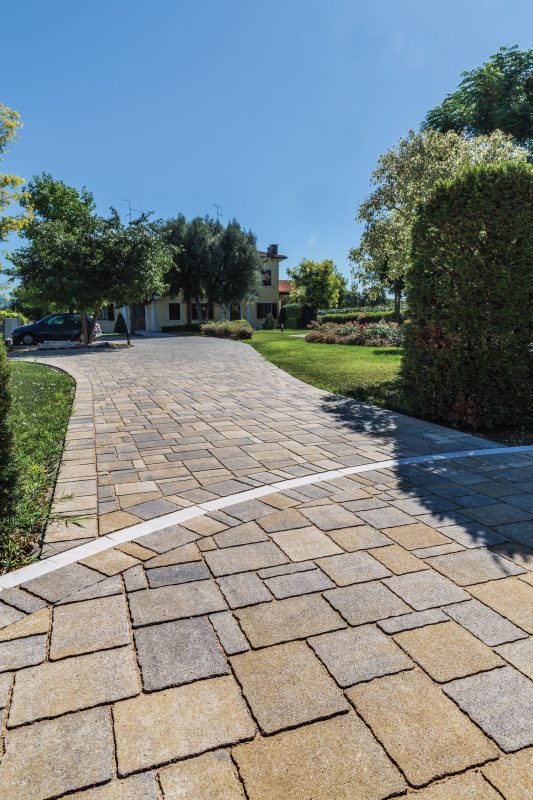 Via Postumia | Finitura gransasso colore luserna